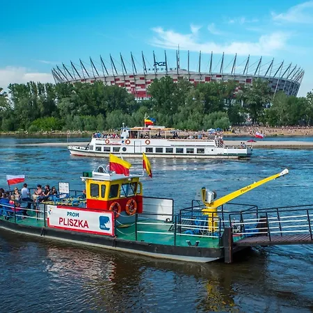 Nurska, Saska Kepa Blisko Stadionu Pge Narodowy