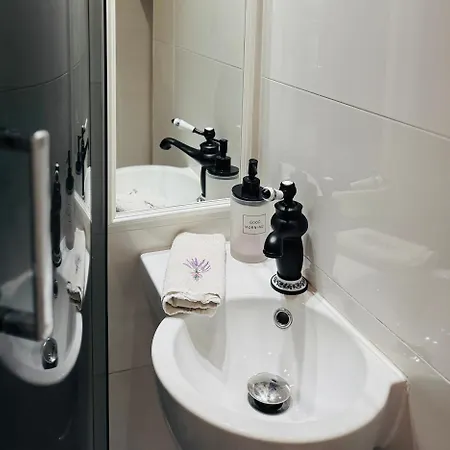 Apartmán Nurska, Saska Kepa Blisko Stadionu Pge Narodowy
